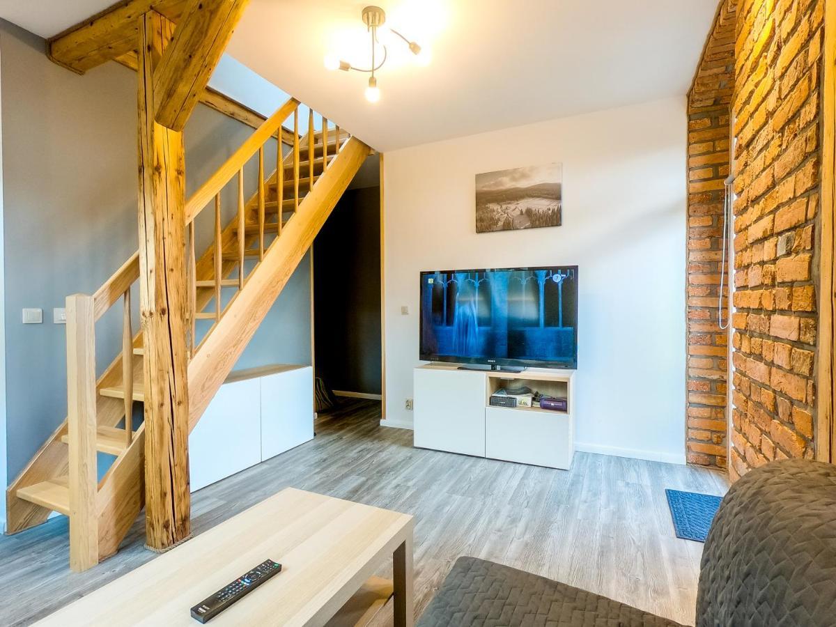 Apartament Dwupoziomowy Ski&Bike シクラルスカ・ポレンバ エクステリア 写真